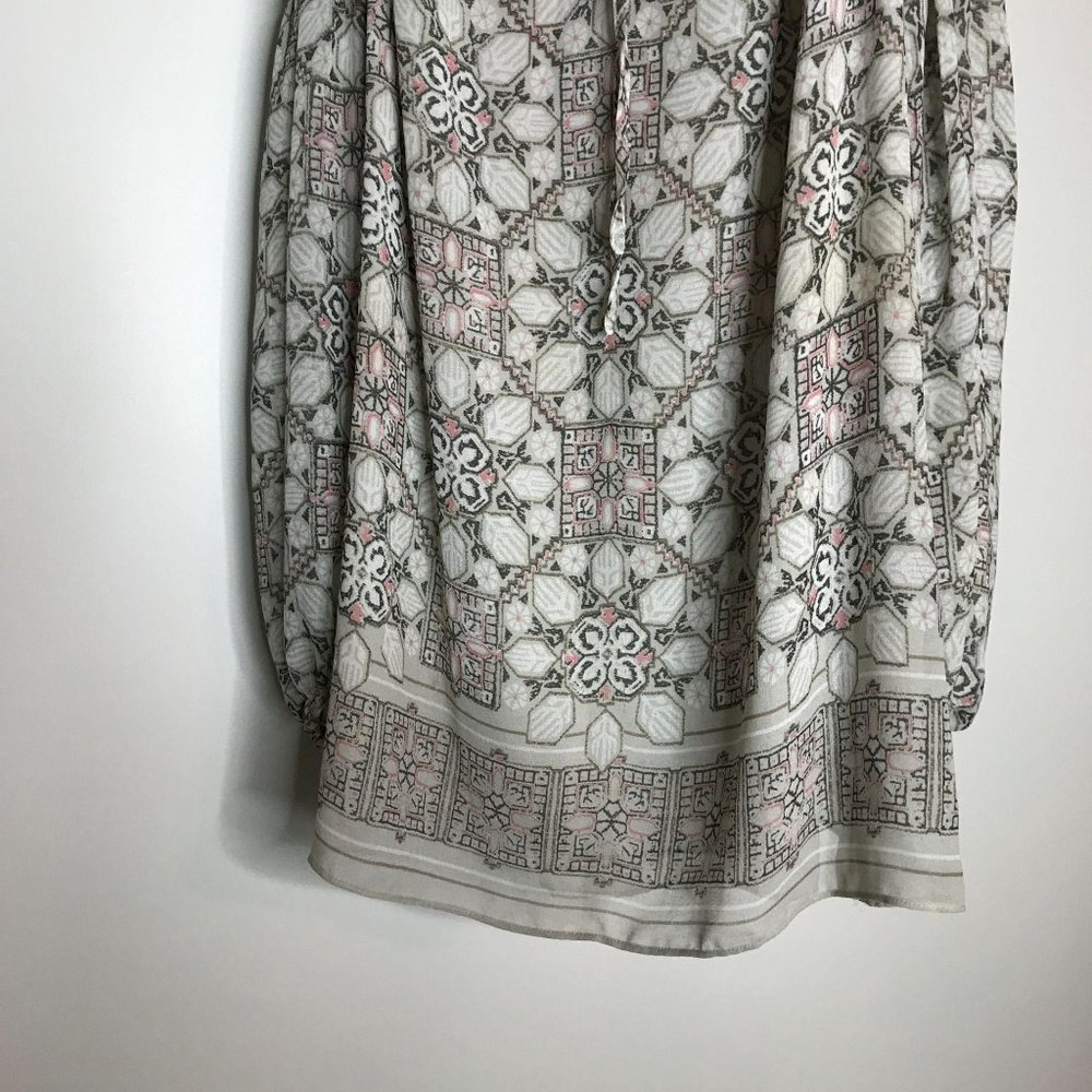 Max Studio Edit Cold Shoulder Geometric Blouse Sz… - image 5